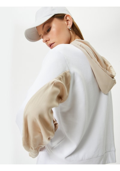 Koton Kapüşonlu Sweatshirt Cep Detaylı Standart Kesim Beyaz 4sak10424ek Beyaz