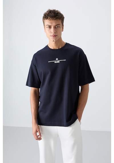 Tommy Life Lacivert Pamuklu Kalın Yumuşak Dokulu Oversize Fit Baskılı Erkek T-shirt - 88321 Lacivert Tommy Life Lacivert Pamuklu Kalın Yumuşak Dokulu Oversize Fit Baskılı Erkek T-shirt - 88321 Lacivert