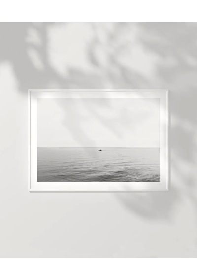 Çerçevesiz Poster Denizin Ortasında