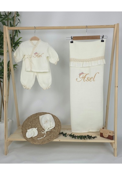 Gros Shop Müslin Yeni Doğan 4katlı Organik %100pamuk Kişiye Özgü Nakışlı Hastane Çıkış Seti Papatya Model-2 Ekru