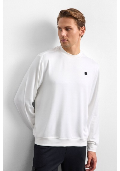 Backandbond Beyaz Regular Fit Bisiklet Yaka Sweatshirt