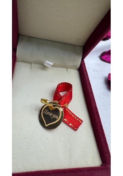 0,45 Gr 22 Ayar Altın İ Love You Yazılı Kalp Plaka Hediyelik Altın Damgalı Faturalı Açıklamayı Okuyun