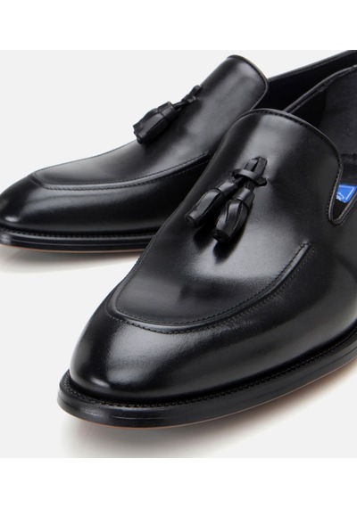 Hotiç Erkek Deri Siyah Püskül Detaylı Klasik Loafer
