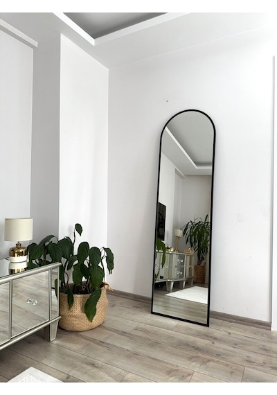Effe Siyah Metal Çerçeveli 180x50 Cm Oval Ayaklı Boy Aynası