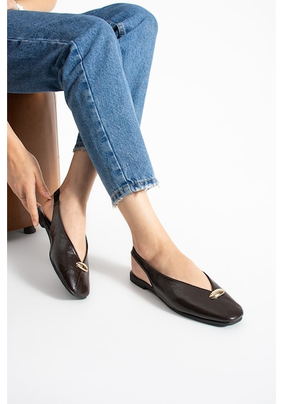 Polomia Comfort Kadın Küt Burun V Kesim Rugan Gold Düğme Aksesuar Ayarlanabilir Sandalet Flat Şık Babet Kahverengi Polomia Comfort Kadın Küt Burun V Kesim Rugan Gold Düğme Aksesuar Ayarlanabilir Sandalet Flat Şık Babet Kahverengi