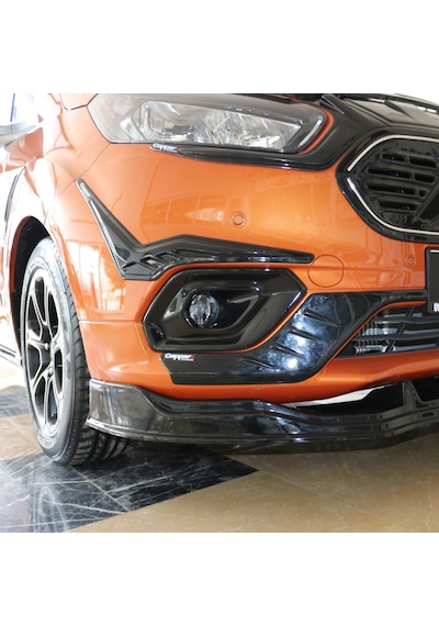 Ford Courier 2018-2023 Yıl Aralığı Uyumlu Sis Farı Çerçevesi 2 Parça
