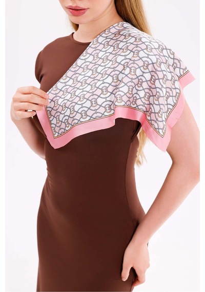 Tarzını Seç Pembe Zincir Model Fular Estascarf 48 X 48 Cm
