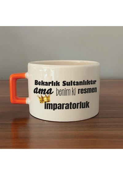 Bekarlık Sultanlıktır Ama Baskılı Turuncu Kulplu C Fincan