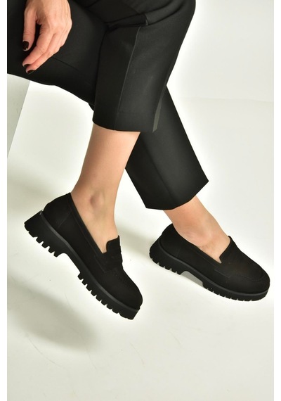 Fox Shoes V944086101 Siyah Hakiki Deri Nubuk Kalın Tabanlı Makosen Ayakkabı Siyah