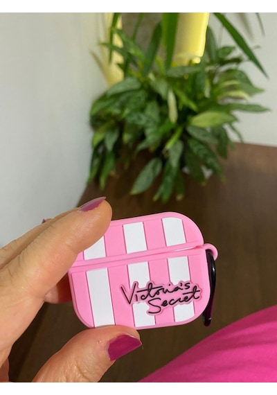 Apple Uyumlu iPhone 1/2. Nesil  Koruyucu Bluetooth Kulaklık Kılıfı Victoria Secret Figürlü Victoria Secret Airpods 1/2. Nesil