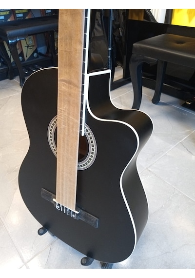 Ravenni Rcg-120 4/4 Klasik Gitar Tam Boy Kesik Kasa Kılıf+penaseti+kapo Hediyeli Siyah