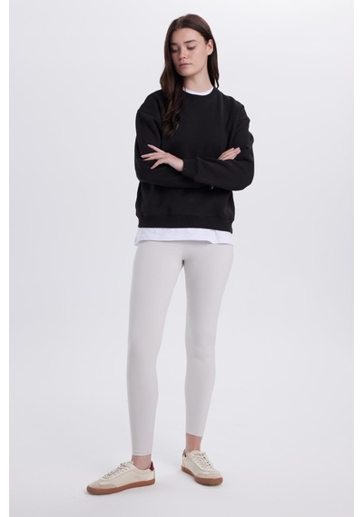 Tudors Kadın Oversize Geniş Kesim Pamuklu Bisiklet Yaka Siyah Sweatshirt-39923 SiYAH