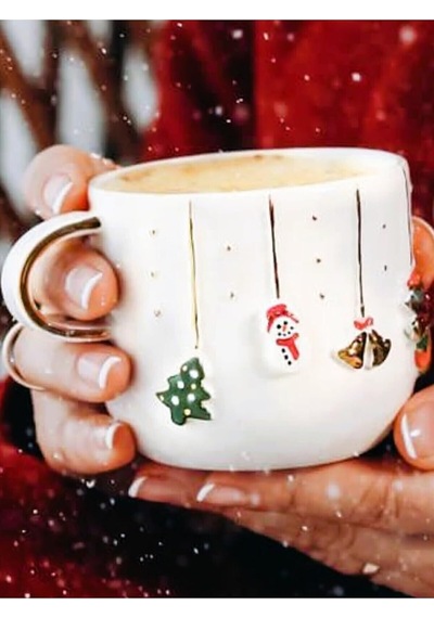 Celine's Wonders Kabartmalı 24 Ayar Altın Dekorlu El Yapımı Kupa 300 Ml Yılbaşı Kupa Christmas Mug Yılbaşı Fincan 1 Adet Beyaz - Çok Renkli