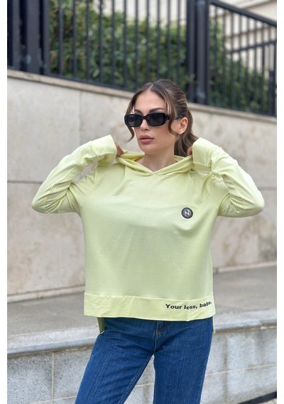 WeShaya Kadın Fıstık Yeşil Uzun Kol, Yırtmaç Detaylı, Arma Ve Yazı Detaylı, Kapüşonlu Sweatshirt Bluz Açık Sarı WeShaya Kadın Fıstık Yeşil Uzun Kol, Yırtmaç Detaylı, Arma Ve Yazı Detaylı, Kapüşonlu Sweatshirt Bluz Açık Sarı