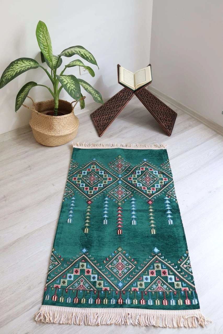 Kilim Desenli Astarlı Lüks Seccade S1020 Yeşil Yeşil