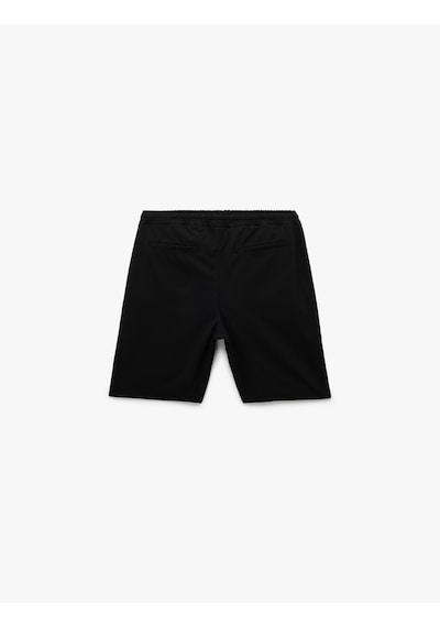 Koton Viskon Karışımlı Cep Detaylı Bermuda Slim Fit Beli Bağcıklı Şort Siyah 5sam40017hw Siyah Koton Viskon Karışımlı Cep Detaylı Bermuda Slim Fit Beli Bağcıklı Şort Siyah 5sam40017hw Siyah