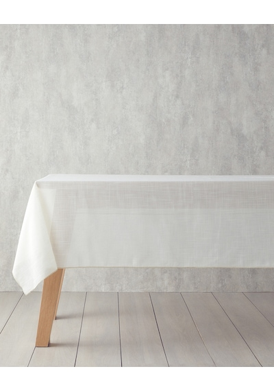 English Home Lenore Polyester Masa Örtüsü Gold Gold
