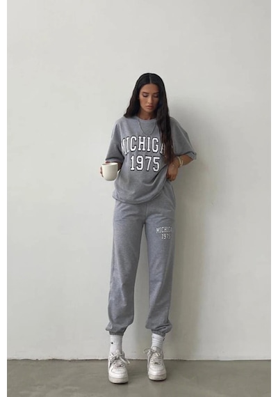 T-shirt Eşofman Altı Jogger- Gri Baskılı Alt Üst Eşofman Takımı Oversize Bisiklet Yaka Gri