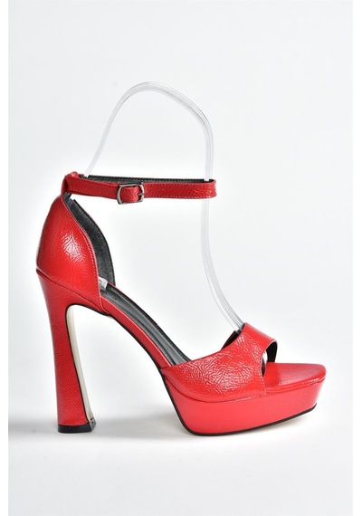 Fox Shoes Kırmızı Rugan Platform Kalın Topuklu Kadın Ayakkabı K404580108 Kırmızı