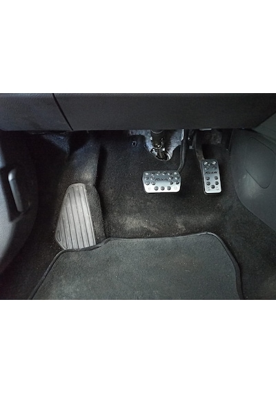 Ford Focus Spor Pedal Seti - Siyah Yazılı (Otomatik / 2010-2019)