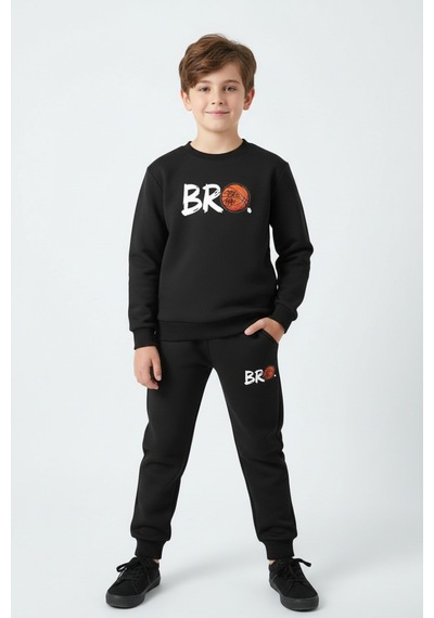 Fyk Kids 3 İplik Kalın Yuvarlak Yaka Bro Basketbol Baskı Detaylı Kışlık Erkek Çocuk Eşofman Takımı Siyah Fyk Kids 3 İplik Kalın Yuvarlak Yaka Bro Basketbol Baskı Detaylı Kışlık Erkek Çocuk Eşofman Takımı Siyah