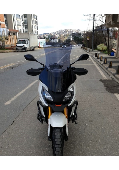 Motocam Peugeot Xp 400 Ön Cam 2023-2026 Model 61cm Füme Renkli 4mm Orta Boylu