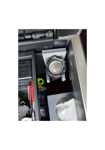 F150 Harbor Freight El Feneri Tutucu Quantum