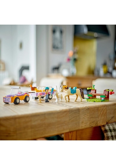 LEGO® Friends At ve Midilli Römorku 42634 4+ Yaratıcı Oyuncak Yapım Seti - 105 Parça
