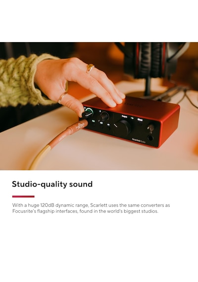 Focusrite Scarlett Solo Studio Gen 4 Ses Kayıt Paketi: Şarkı Yazarları İçin Kayıt, Yayın Ve Podcasting İçin Kondansatör Mikrofon Ve Kulaklık, Usb Audio Arayüzü
