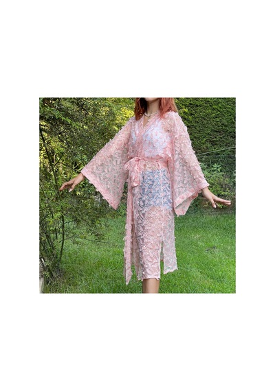 Lila Mare Tül Dantel Handmade Beachwear Yazlık Kimono Standart Bedenlere 36-44 Arası Uygundur Renkli Renkli Lila Mare Tül Dantel Handmade Beachwear Yazlık Kimono Standart Bedenlere 36-44 Arası Uygundur Renkli Renkli