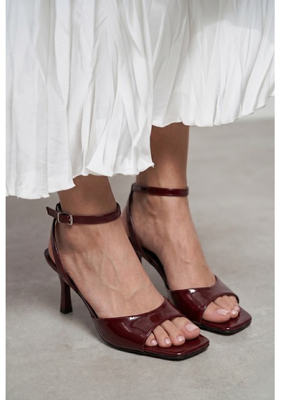 Giamgia Store Kadın Bordo Bilekten Bağlamalı Küt Burun İnce Topuklu Stiletto Abiye Ayakkabı-2344 Giamgia Store Kadın Bordo Bilekten Bağlamalı Küt Burun İnce Topuklu Stiletto Abiye Ayakkabı-2344