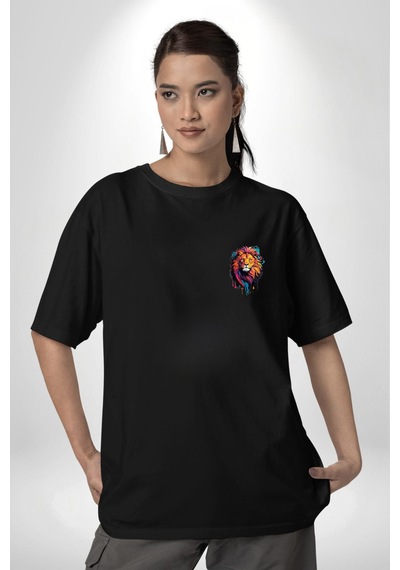Renkli Yağlı Boya Aslan Siyah Oversize Unisex Ön Sol Yan Minimal Baskılı Tişört Koyu Siyah