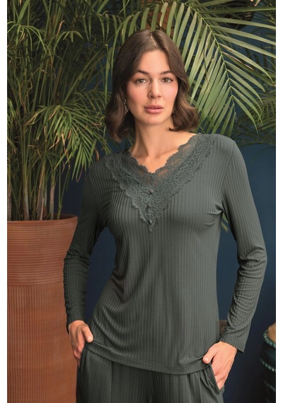 Aria's Closet Arias Closet Uzun Kollu Önü Düğmeli V Yaka Pijama Takımı Yeşil