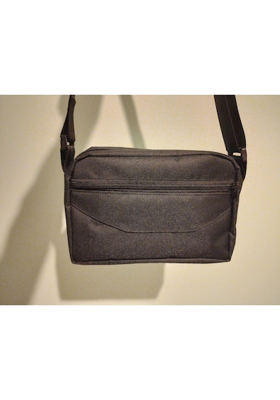 Emre Çanta Dikim Evi Unisex 4 Bölmeli Su Itici 600d Impertex Kumaş Çapraz Askılı Postacı Ve Omuz Çantası 24x15x5 Cm Siyah Emre Çanta Dikim Evi Unisex 4 Bölmeli Su Itici 600d Impertex Kumaş Çapraz Askılı Postacı Ve Omuz Çantası 24x15x5 Cm Siyah
