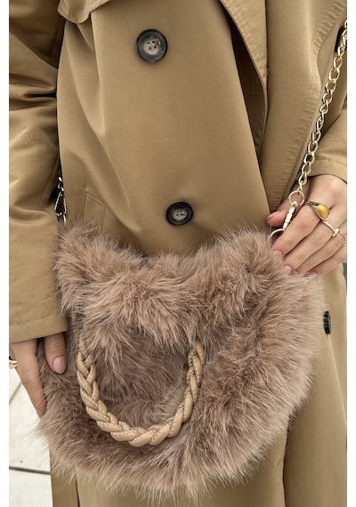 Mollycrush Kadın Camel Kürk Detaylı Zincirli Ve Örgü Saplı El Ve Omuz Çantası Yumuşak Peluş Kışlık Şık Baget Camel
