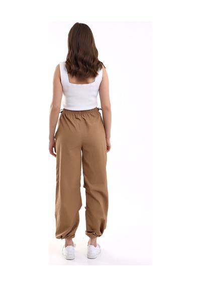 Dechival Kadın Siyah Paraşüt Pantolon Camel