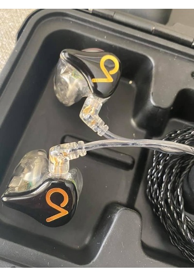 Ultimate Ears Ue 18+ Pro Sahne Kulaklık - Özel Tasarım Kalıplı Ku
