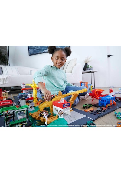 Hot Wheels Şehir Hayatı Serisi Şehir Otoparkı