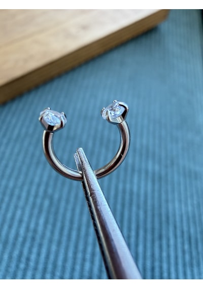 %100 316 L Cerrahi Çelik Çift Taşı Tasarım Helix Tragus Kıkırdak Piercing 8 Mm Gümüş