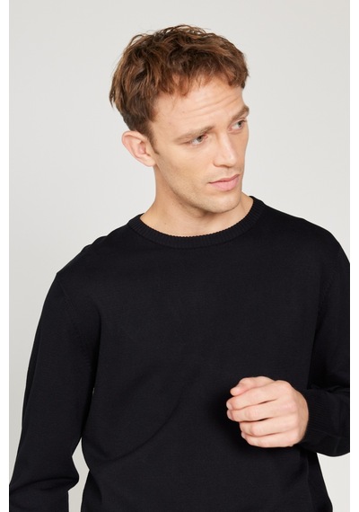 AC&Co / Altınyıldız Classics Erkek Sıyah Standart Fit Normal Kesim Bisiklet Yaka Triko Kazak Siyah AC&Co / Altınyıldız Classics Erkek Sıyah Standart Fit Normal Kesim Bisiklet Yaka Triko Kazak Siyah