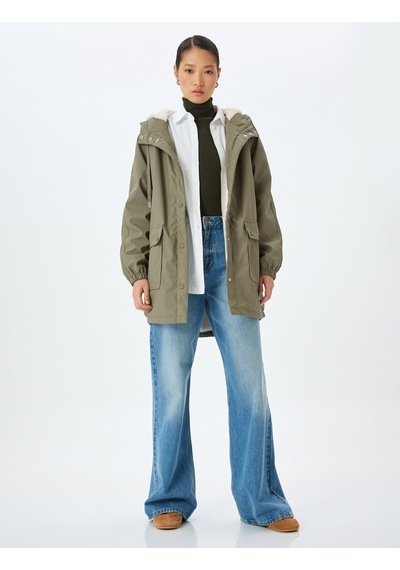 Koton Cepli Çıt Çıt Düğme Kapamalı Cepli İçi Peluş Astarlı Kapüşonlu Oversize Suni Deri Parka Haki 5wak00125ew Haki Koton Cepli Çıt Çıt Düğme Kapamalı Cepli İçi Peluş Astarlı Kapüşonlu Oversize Suni Deri Parka Haki 5wak00125ew Haki