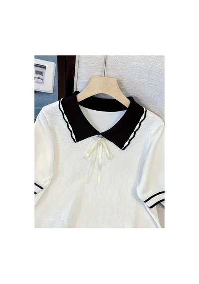 De Pose Yaka İşlemeli Kurdele Fiyonk Detaylı Ajurlu Basic Triko Kadın T-shirt Beyaz