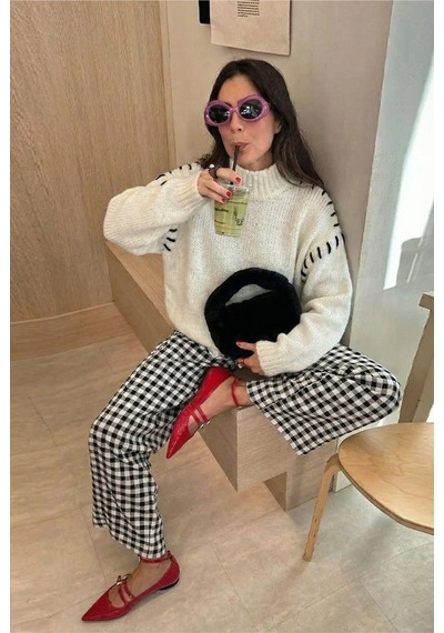 Femelle Kadın Beyaz Yarım Balıkçı Triko Kazak
