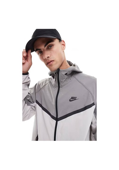 Nike Tech Windrunner Woven Full Zip Loose Fit Jacket Erkek Bol Kesim Paraşüt Kumaş Kapüşonlu Ceket Gri