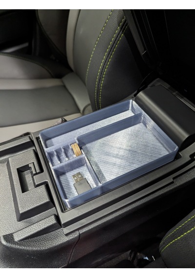 6. Nesil Subaru Outback Kol Dayama Konsol Tepsisi