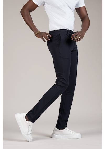 Advante Slimfit Dokulu Dar Paça Beli Lastikli Ve İplikli Yazlık Jogger Pantolon Lacivert Advante Slimfit Dokulu Dar Paça Beli Lastikli Ve İplikli Yazlık Jogger Pantolon Lacivert