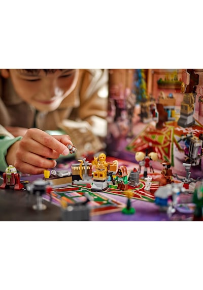 LEGO® Star Wars™ 2025 Yılbaşı Takvimi 75418 - 6 Yaş ve Üzeri Çocuklar için Yeni Yıla Geri Sayım için Yaratıcı Oyuncak Yapım Seti (263P)