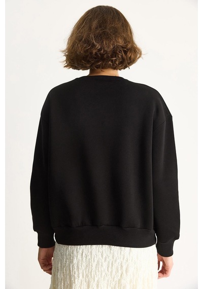 Shade Kadın Bisiklet Yaka Kalp Nakışlı Şardonlu Üç İplik Sweatshirt 6875 60283520 - Siyah