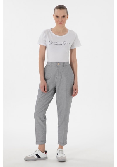 U.S. Polo Assn. Kadın Lacivert Çizgili Keten Karışımlı Carrot Fit Kanvas Pantolon 50309090-VR033 U.S. Polo Assn. Kadın Lacivert Çizgili Keten Karışımlı Carrot Fit Kanvas Pantolon 50309090-VR033