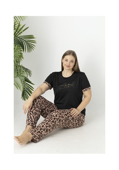 Estiva Kadın Kaplan Alt Desenli Kısa Kollu Soft Battal Pijama Takımı Çok renkli